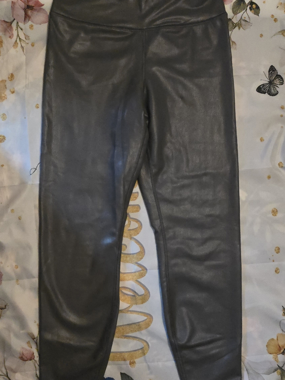 Yogalicious Faux Leather Ankle Tights — Black